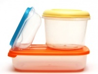 History: Tupperware e una rivoluzione chiamata 'polietilene' - I recipienti alimentari, ermetici e impermeabili, hanno rivoluzionato la conservazione dei cibi grazie all'innovativo materiale plastico, estremamente flessibile e adatto a ogni tipo di stampaggio