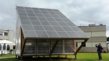 impianti: Elettricita' per utenze isolate: a Pisa nasce il progetto Tob -   Un gazebo abitabile che integra pannelli fotovoltaici e un accumulatore, per portare l'energia nelle aree povere del mondo