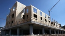 Edilizia: L'edificio in laterizio con isolamento sismico di Enea e Andil - Il progetto di edilizia antisismica e' destinato a ospitare il Centro Servizi Comunali di Sulmona (L'Aquila)